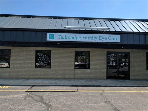 Eye Care Services in Tallmadge OH .